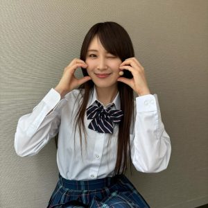 元乃木坂46・高山一実が制服姿で登場！三十路の人妻でも「現役JKと遜色なし！」と大評判！